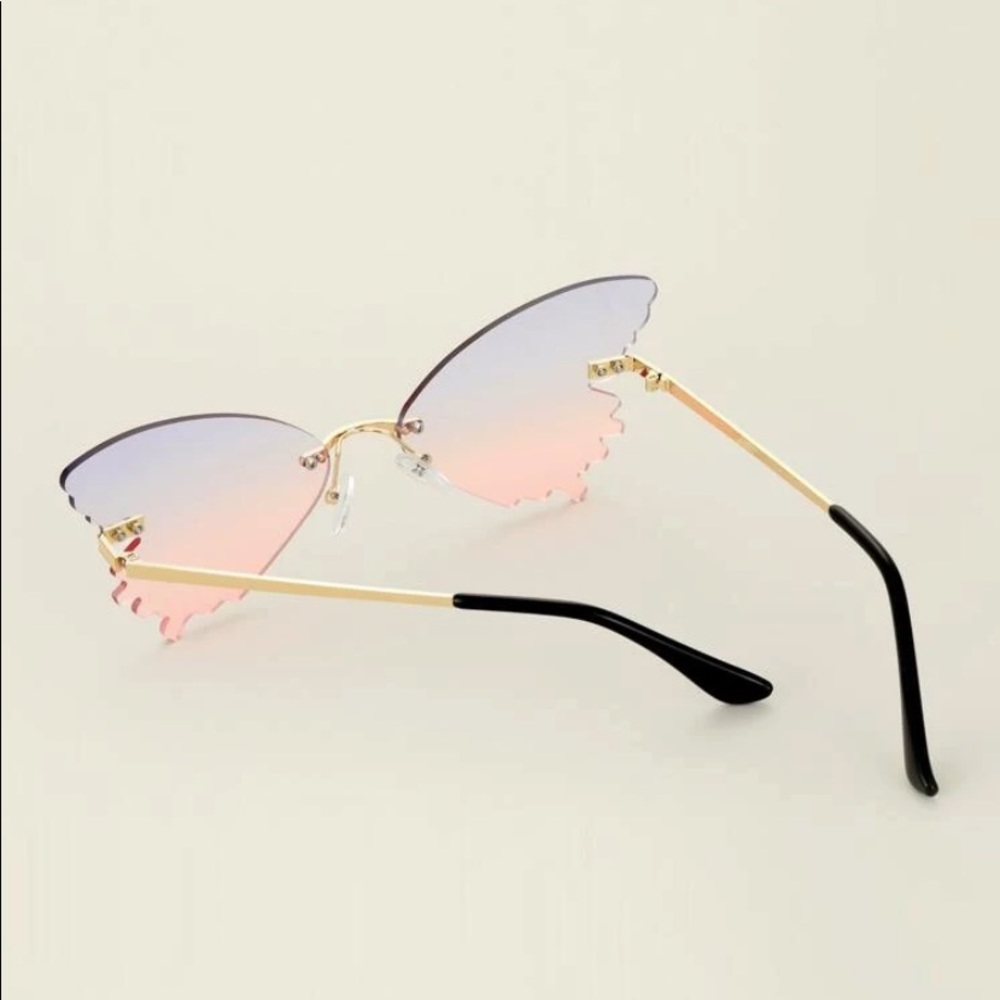 Rimless Butterfly Sunglasses - Picture 5 of 8